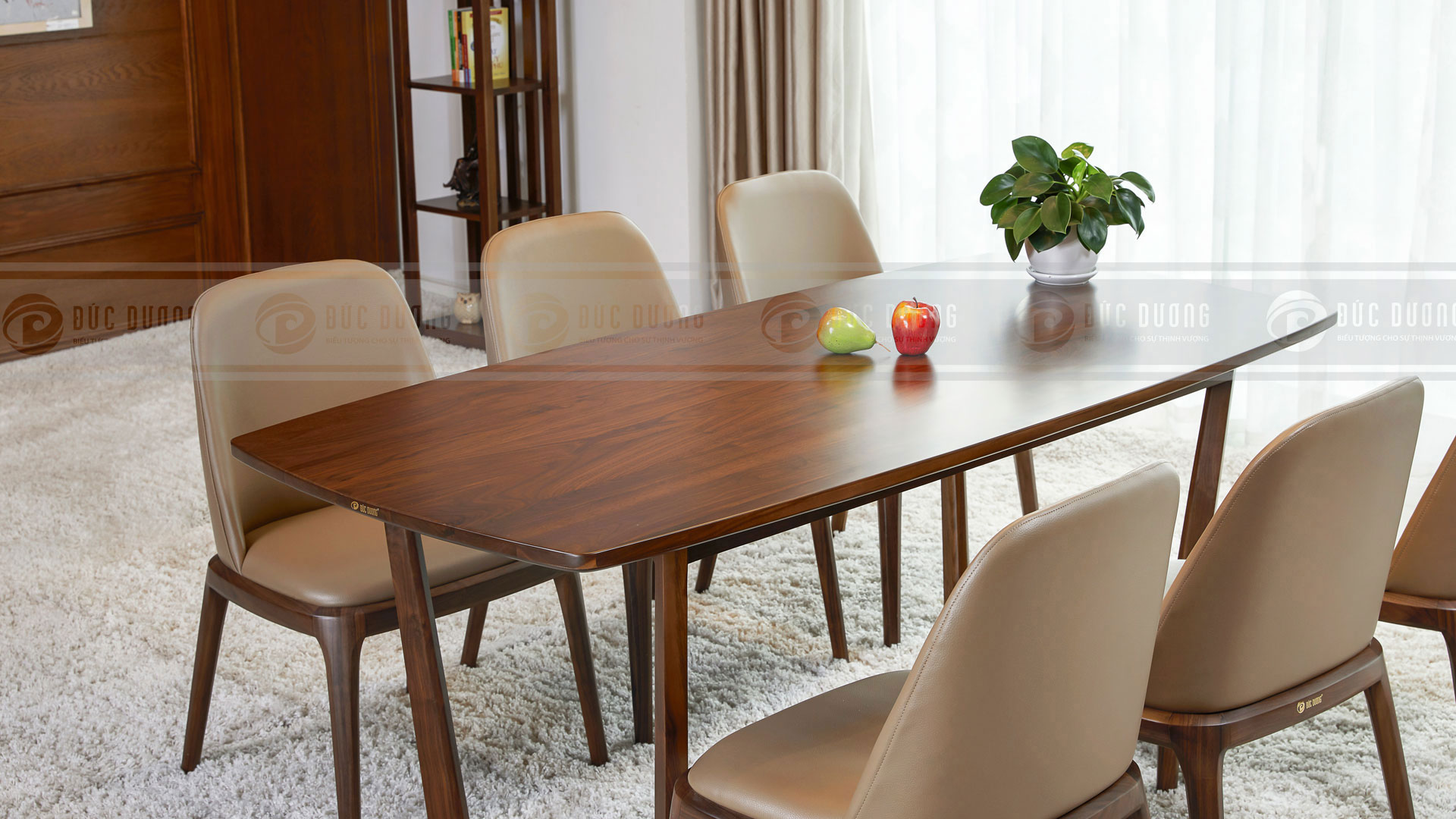 Bộ bàn ghế ăn gỗ óc chó tự nhiên Dior